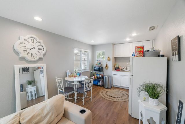 562 Ranger St, Oakdale, CA 95361