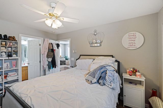 562 Ranger St, Oakdale, CA 95361