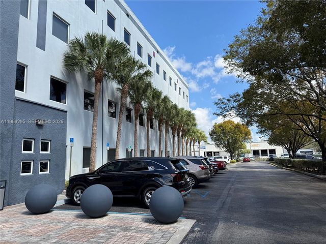 7791 NW 46th St 201, Doral, FL 33166