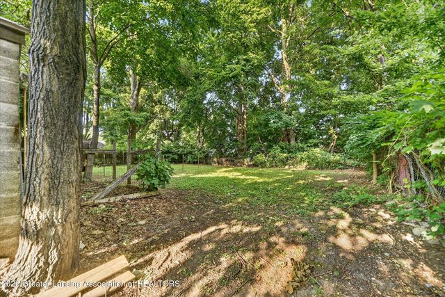 812 N Pine Street, Lansing, MI 48906