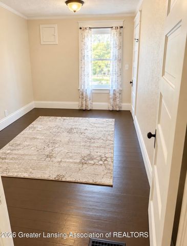 812 N Pine Street, Lansing, MI 48906