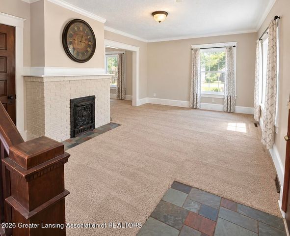 812 N Pine Street, Lansing, MI 48906