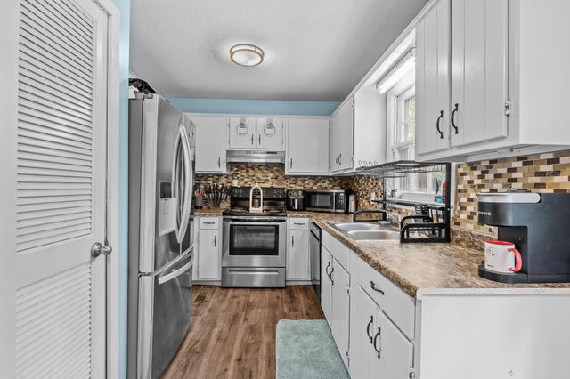 240 Camelia Street, Barnwell, SC 29812