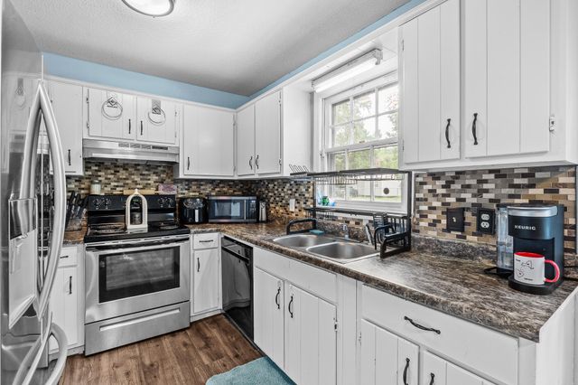 240 Camelia Street, Barnwell, SC 29812