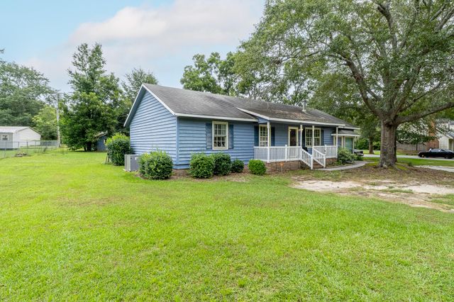 240 Camelia Street, Barnwell, SC 29812