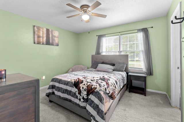 240 Camelia Street, Barnwell, SC 29812