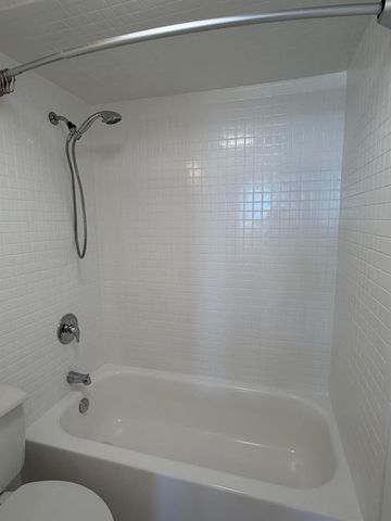 5600 N Flagler Drive 2006, West Palm Beach, FL 33407