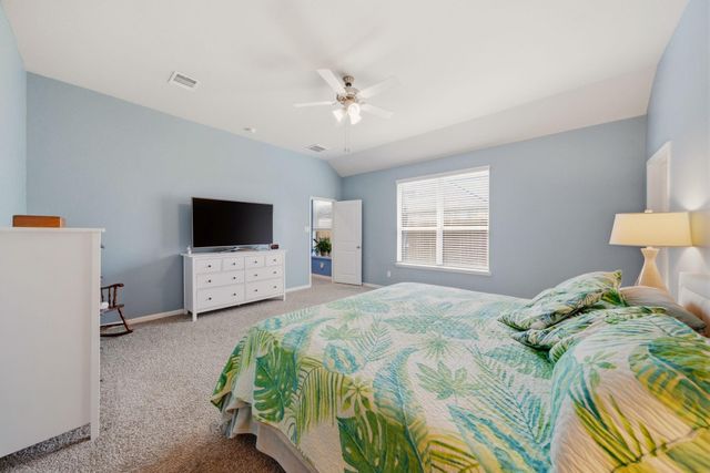 717 Wormwood Drive, League City, TX 77573