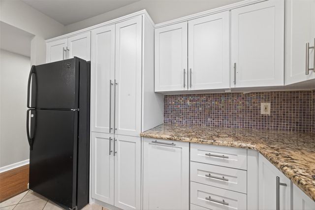 1114 Augusta Drive 10, Houston, TX 77057