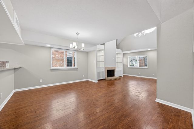 1114 Augusta Drive 10, Houston, TX 77057