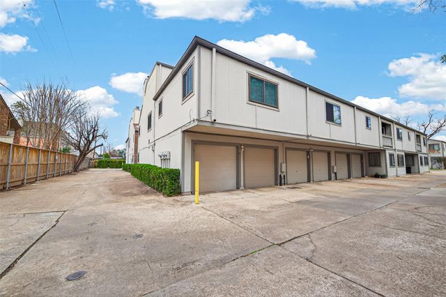 1114 Augusta Drive 10, Houston, TX 77057