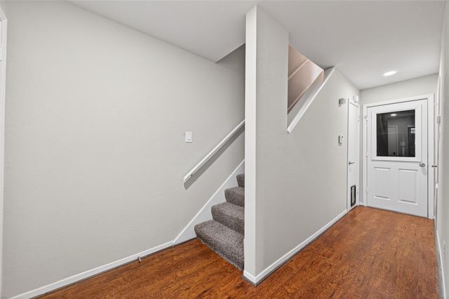 1114 Augusta Drive 10, Houston, TX 77057