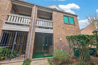 1114 Augusta Drive 10, Houston, TX 77057