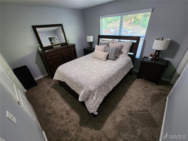 3605 N Meadow Mill Drive, Arnold, MO 63010