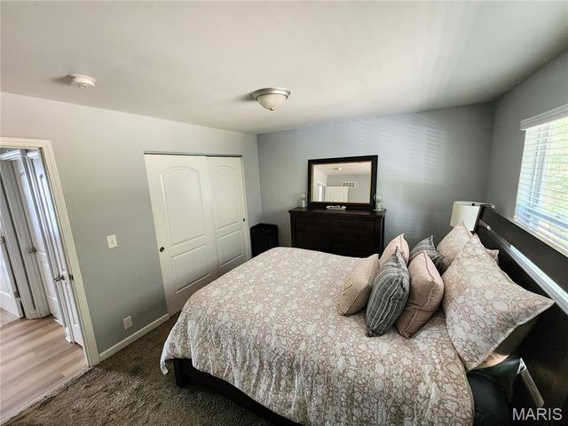 3605 N Meadow Mill Drive, Arnold, MO 63010