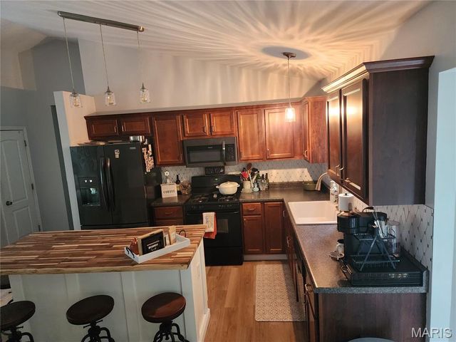 3605 N Meadow Mill Drive, Arnold, MO 63010