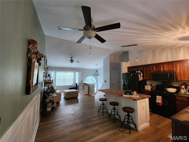 3605 N Meadow Mill Drive, Arnold, MO 63010