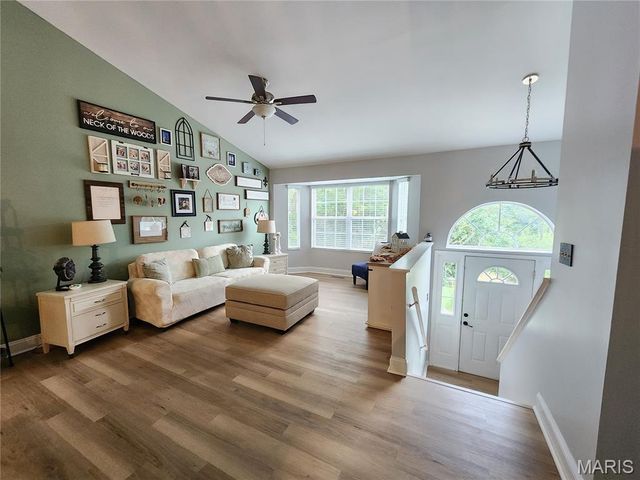 3605 N Meadow Mill Drive, Arnold, MO 63010