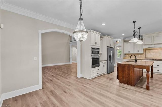 7711 Northern Estates Point, Greensboro, NC 27455