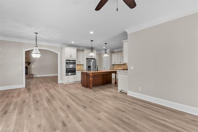 7711 Northern Estates Point, Greensboro, NC 27455