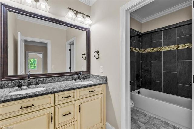 7711 Northern Estates Point, Greensboro, NC 27455