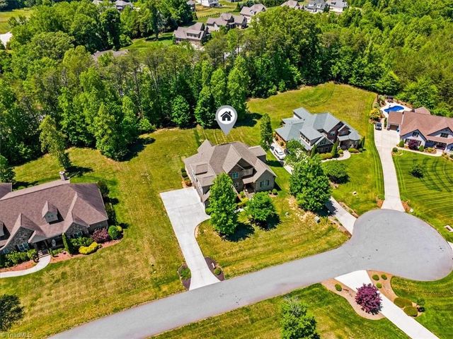 7711 Northern Estates Point, Greensboro, NC 27455