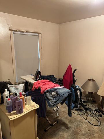 6302 Corunna Road, Flint, MI 48532