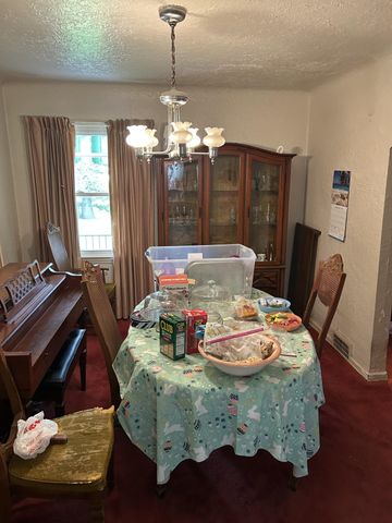 6302 Corunna Road, Flint, MI 48532