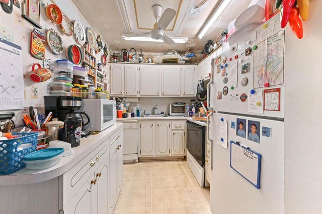 203 Ellesmere D, Deerfield Beach, FL 33442