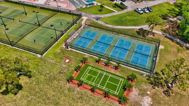 203 Ellesmere D, Deerfield Beach, FL 33442