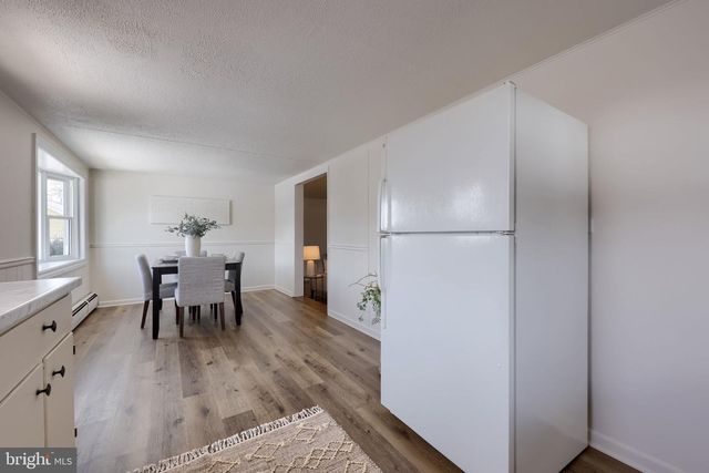 351 E FULTON ST, Ephrata, PA 17522