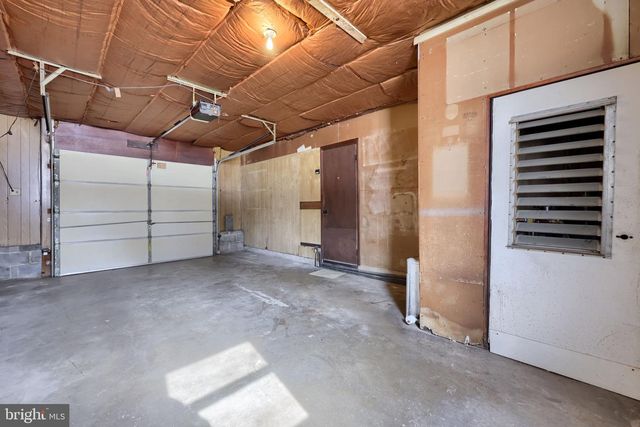 351 E FULTON ST, Ephrata, PA 17522