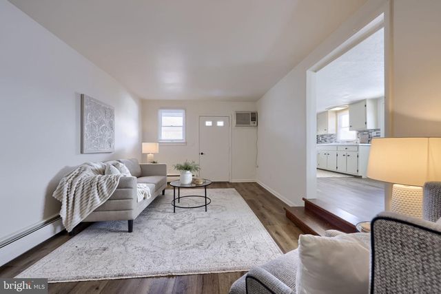 351 E FULTON ST, Ephrata, PA 17522