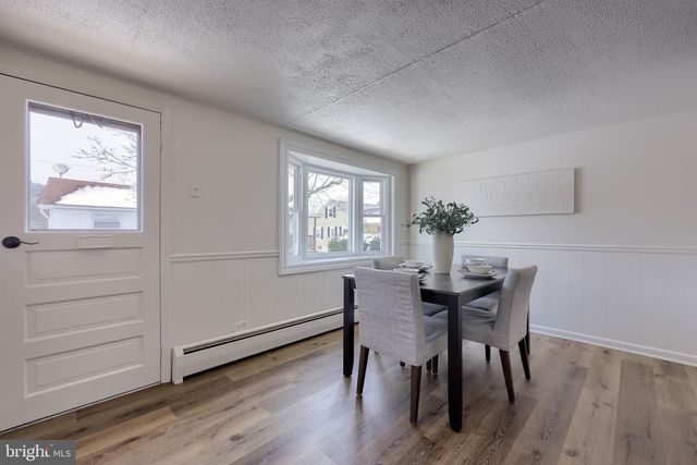 351 E FULTON ST, Ephrata, PA 17522