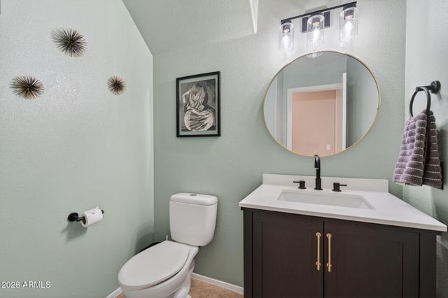 8250 W EUGIE Avenue, Peoria, AZ 85381