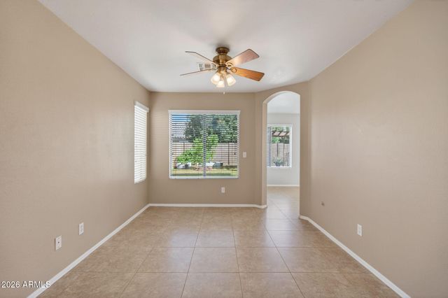 8250 W EUGIE Avenue, Peoria, AZ 85381