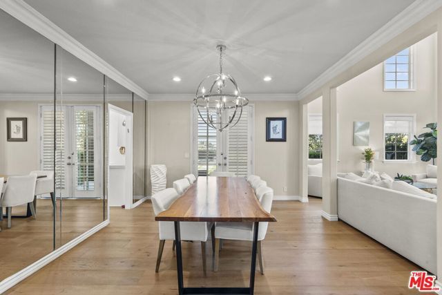 22241 Alizondo Drive, Woodland Hills (los Angeles), CA 91364