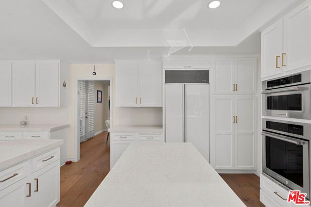 22241 Alizondo Drive, Woodland Hills (los Angeles), CA 91364