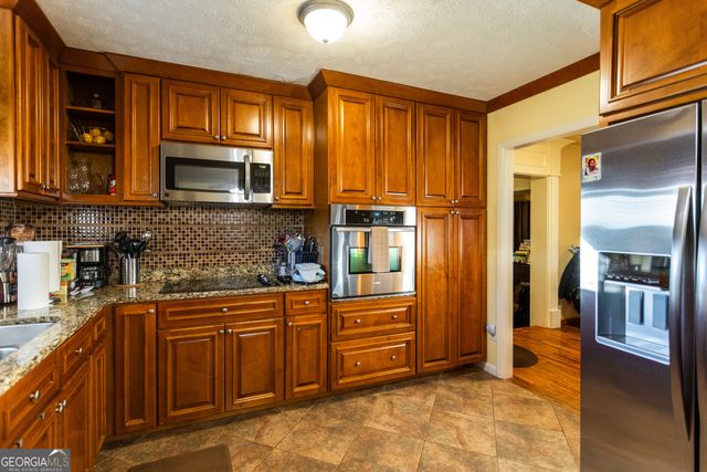 338 Boxwood Street, Social Circle, GA 30025