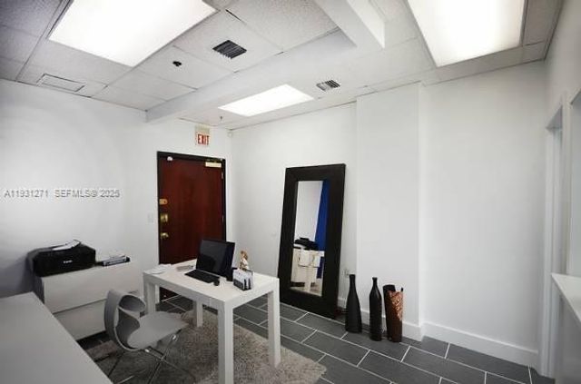 168 SE 1 St 501, Miami, FL 33131