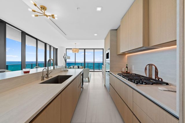 900 N Ocean Boulevard 906, Pompano Beach, FL 33062