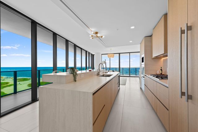 900 N Ocean Boulevard 906, Pompano Beach, FL 33062