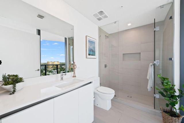 900 N Ocean Boulevard 906, Pompano Beach, FL 33062