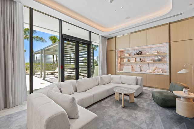 900 N Ocean Boulevard 906, Pompano Beach, FL 33062