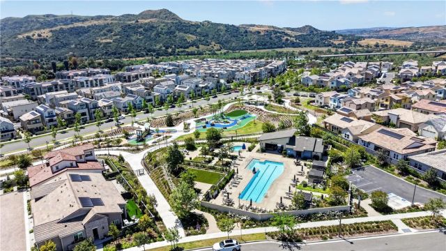 752 Sunrise Road, Rancho Mission Viejo, CA 92694