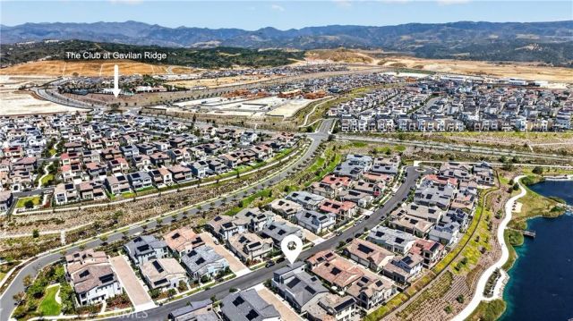 752 Sunrise Road, Rancho Mission Viejo, CA 92694