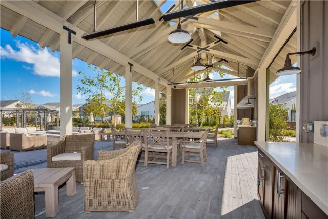 752 Sunrise Road, Rancho Mission Viejo, CA 92694