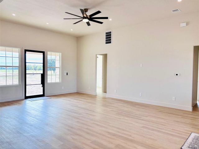 5024 Sophie Slansky Way, Sealy, TX 77474