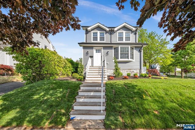456 Collins Avenue, Hasbrouck Heights, NJ 07604