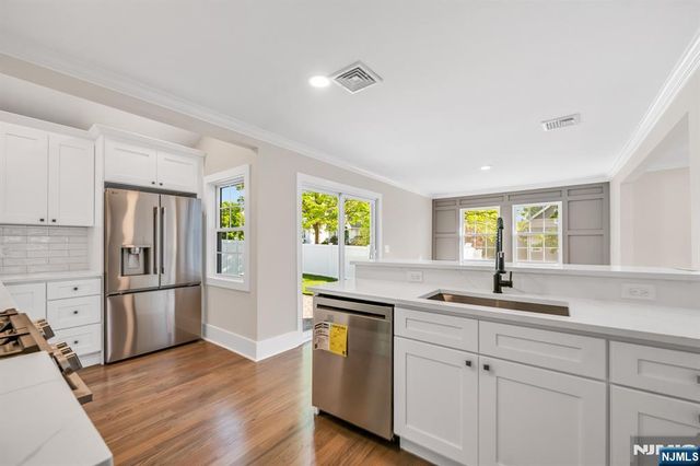 456 Collins Avenue, Hasbrouck Heights, NJ 07604